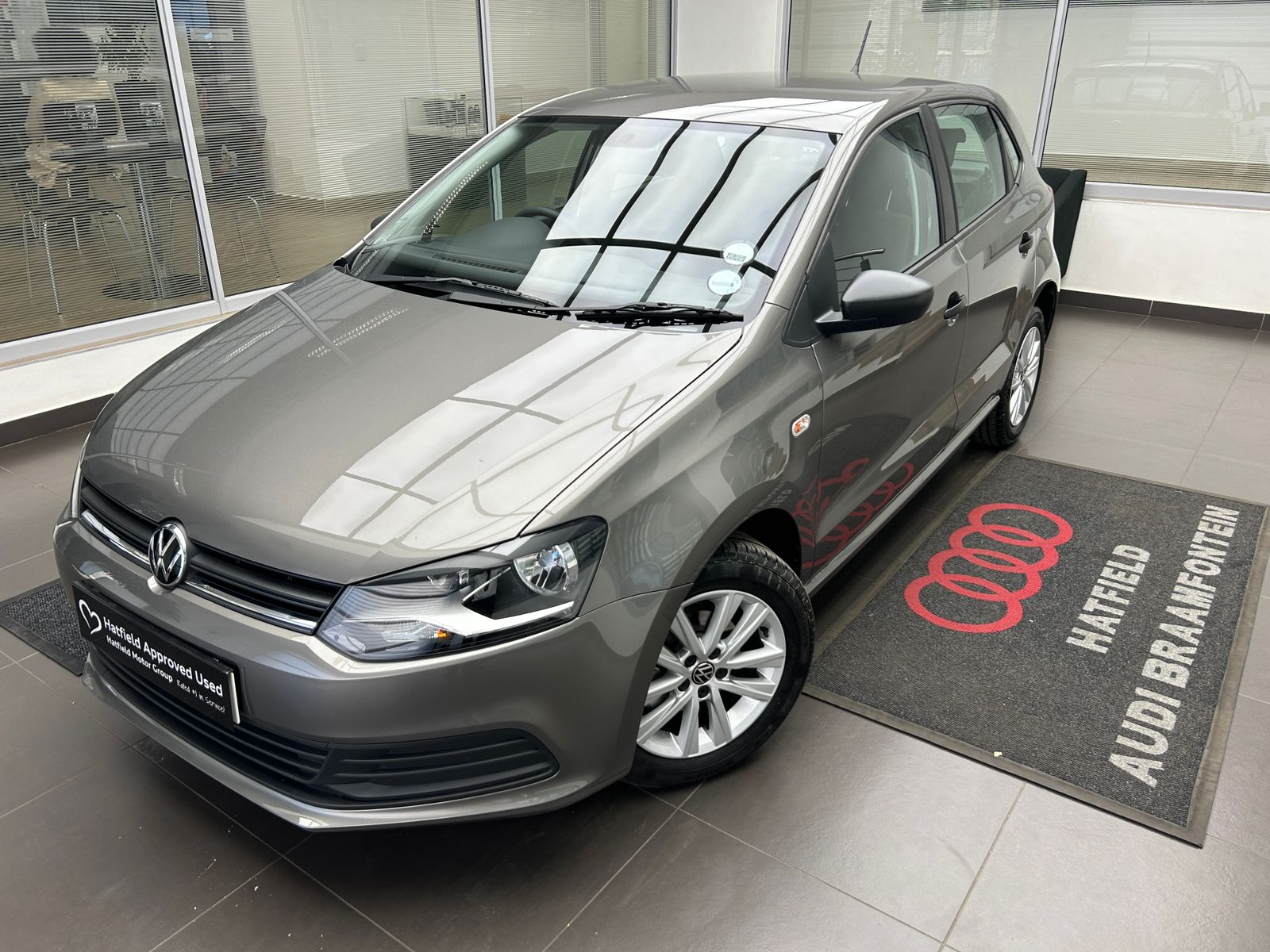 Volkswagen (VW) Polo Vivo 1.4 Hatch Trendline 5 Door