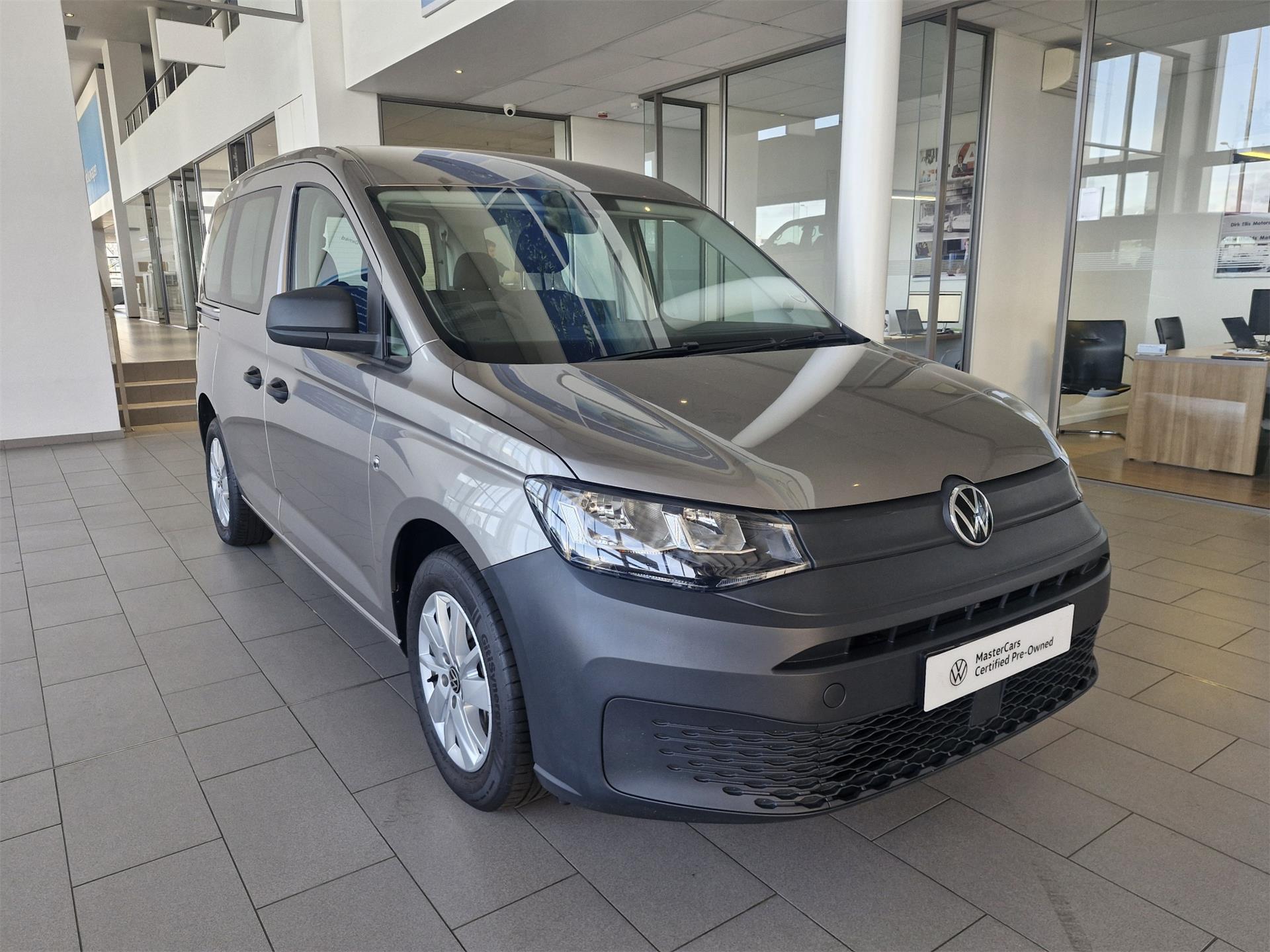 Volkswagen (VW) Caddy Kombi1.6i (7 Seater)