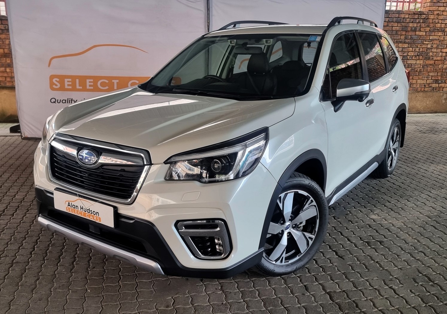 Subaru Forester 2.0i S ES CVT 