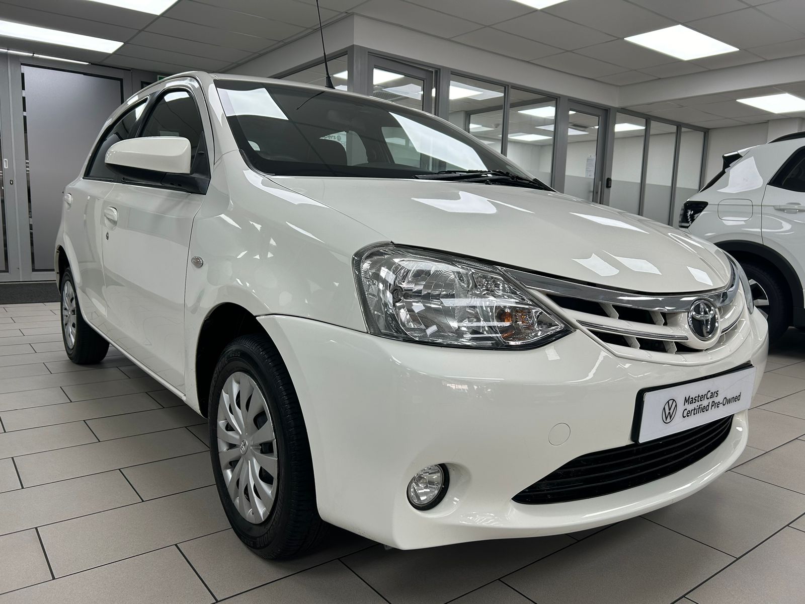 2015 Toyota Etios Hatch  for sale - 24051