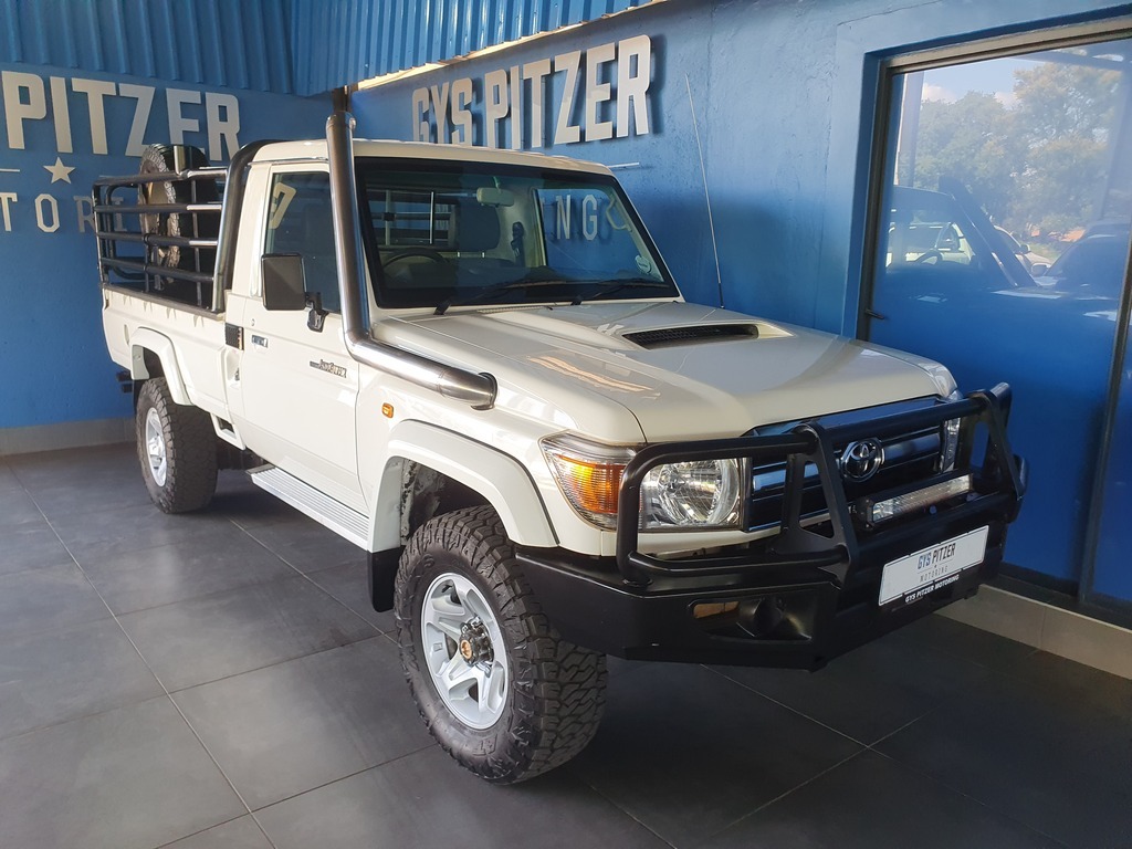 2014 Toyota Land Cruiser 79  for sale - WON12680