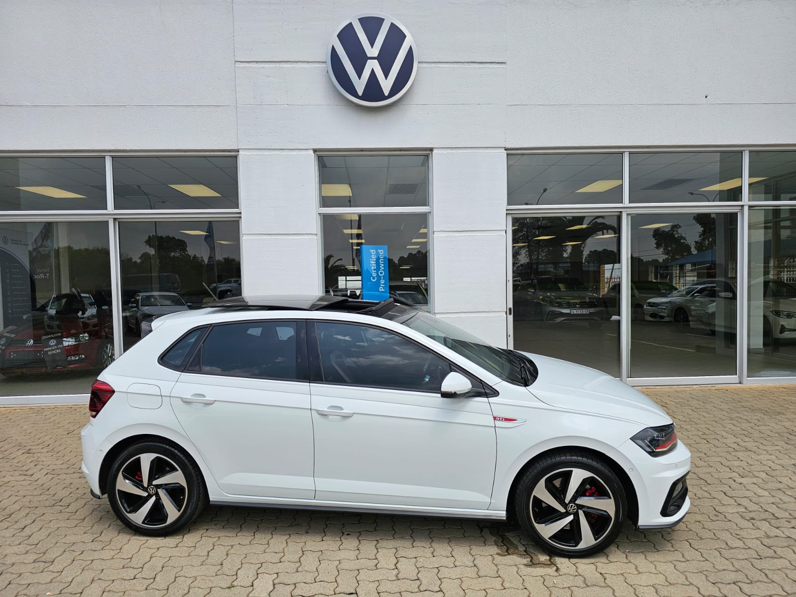 Volkswagen (VW) Polo GTi 2.0 DSG (147kW)
