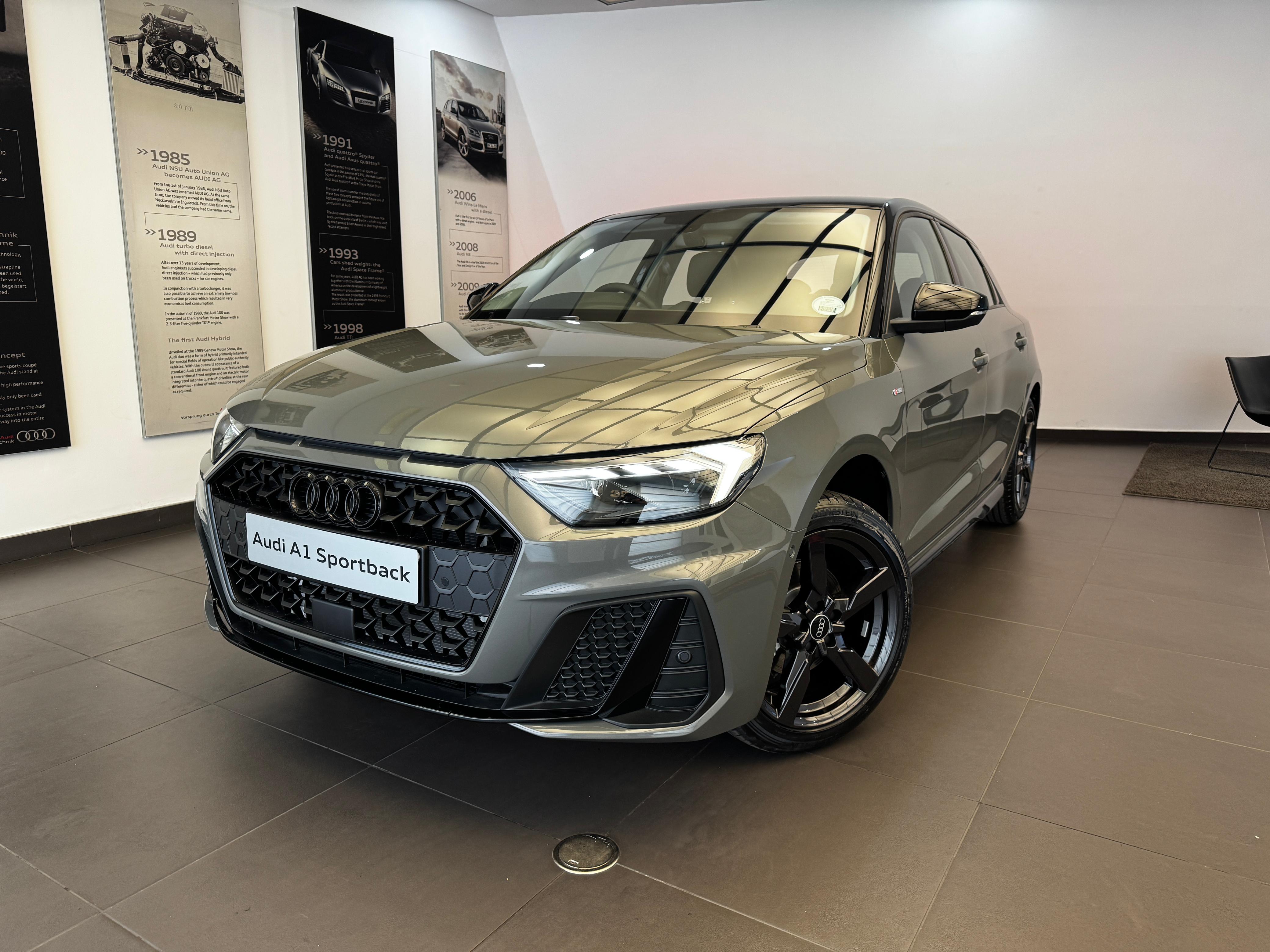 Audi A1 Sportback 1.0 T FSi Black Edition S-tronic (30 TFSI)