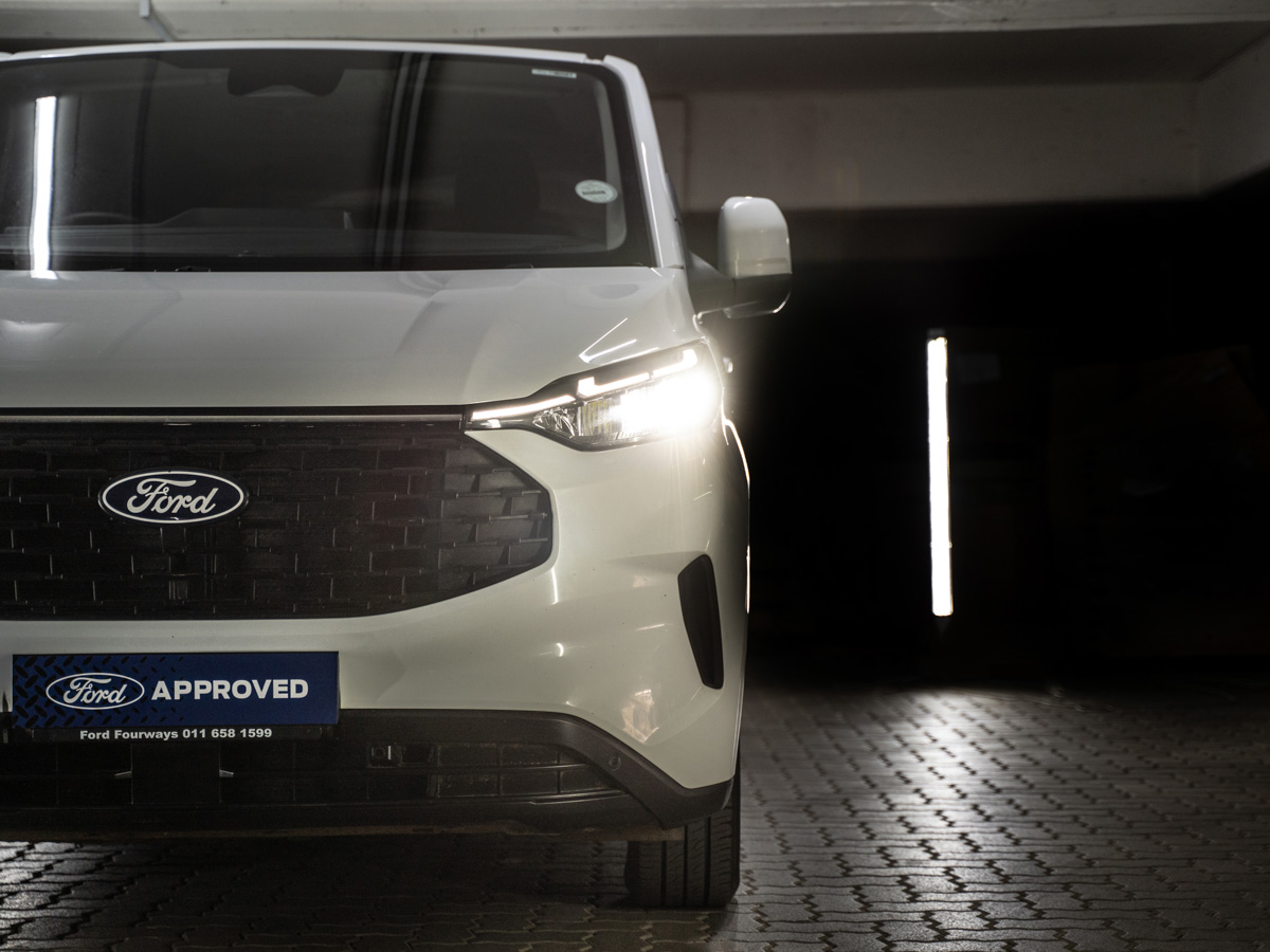 Automatic Ford New Tourneo Custom 2025 for sale
