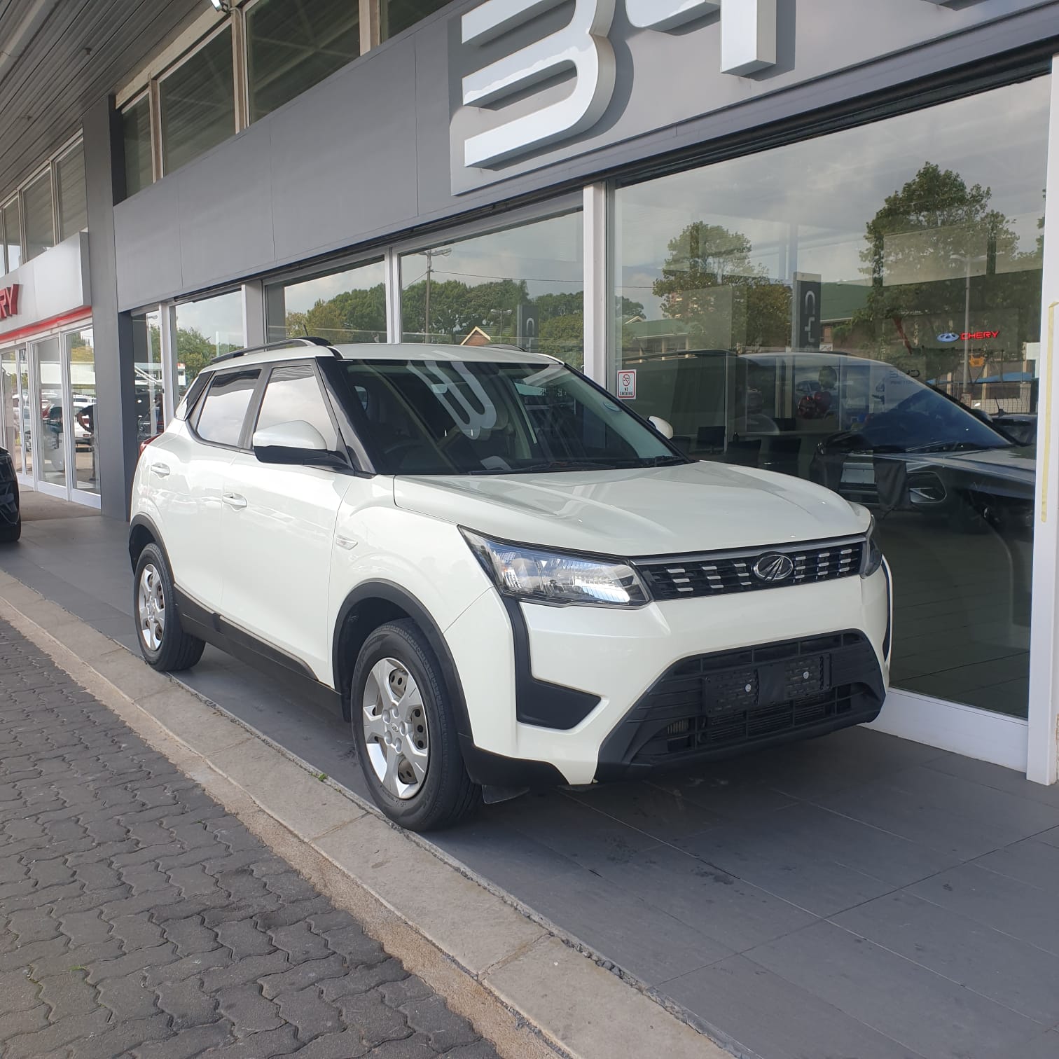 2020 Mahindra XUV300  for sale - 318401/1