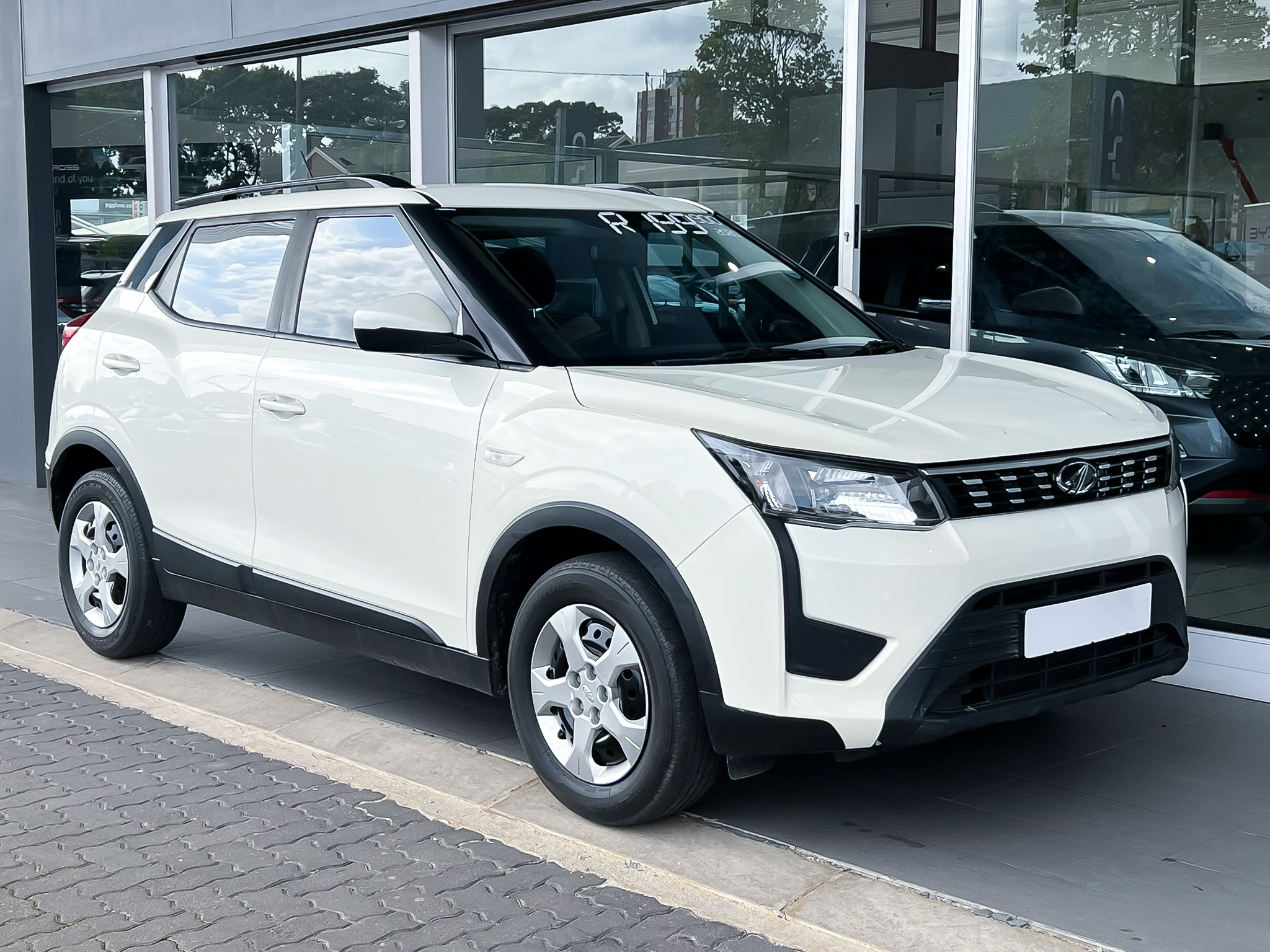 2020 Mahindra XUV300  for sale - 318401/1