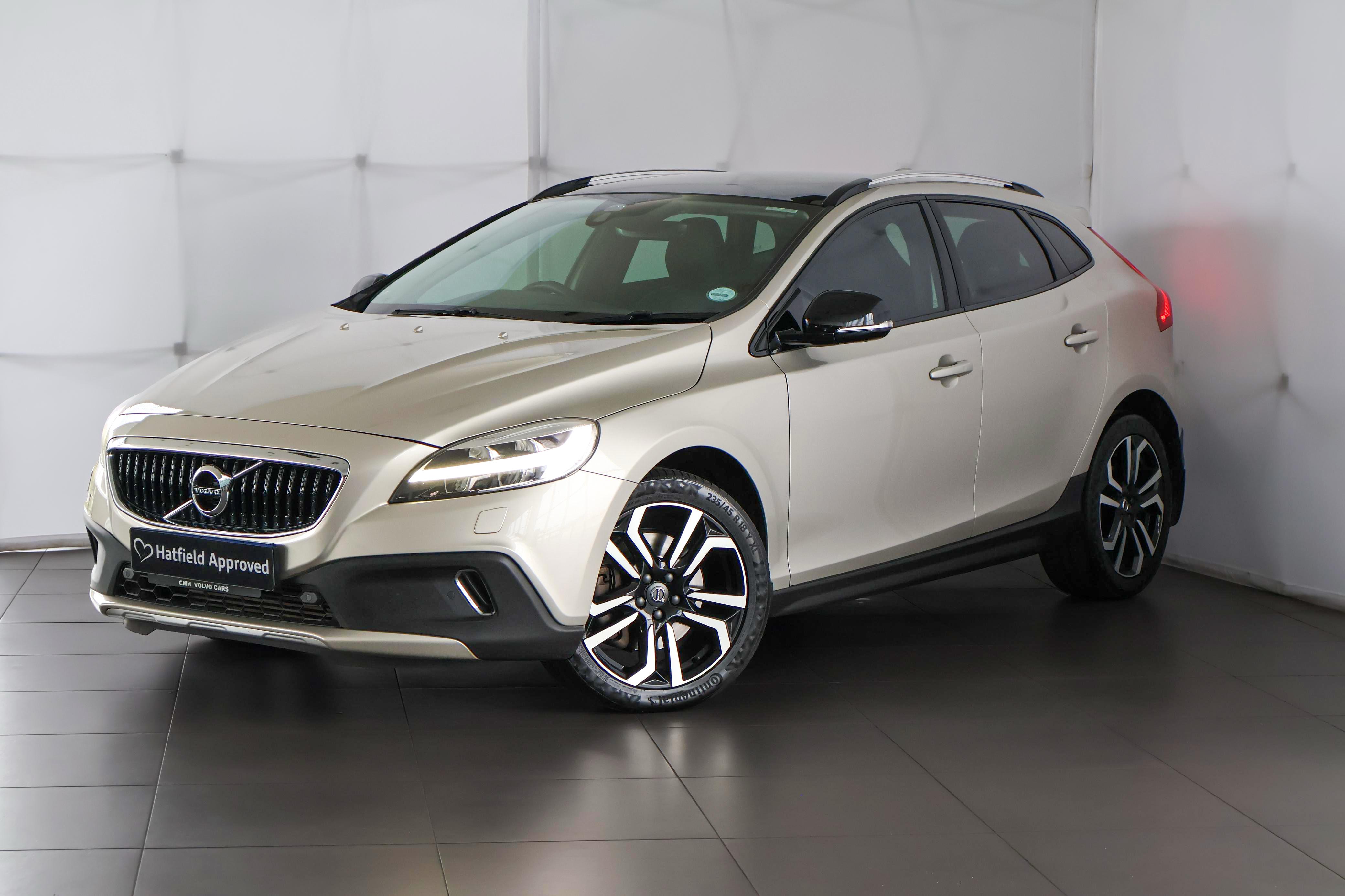 2019 Volvo V40 Cross Country  for sale - 7982601