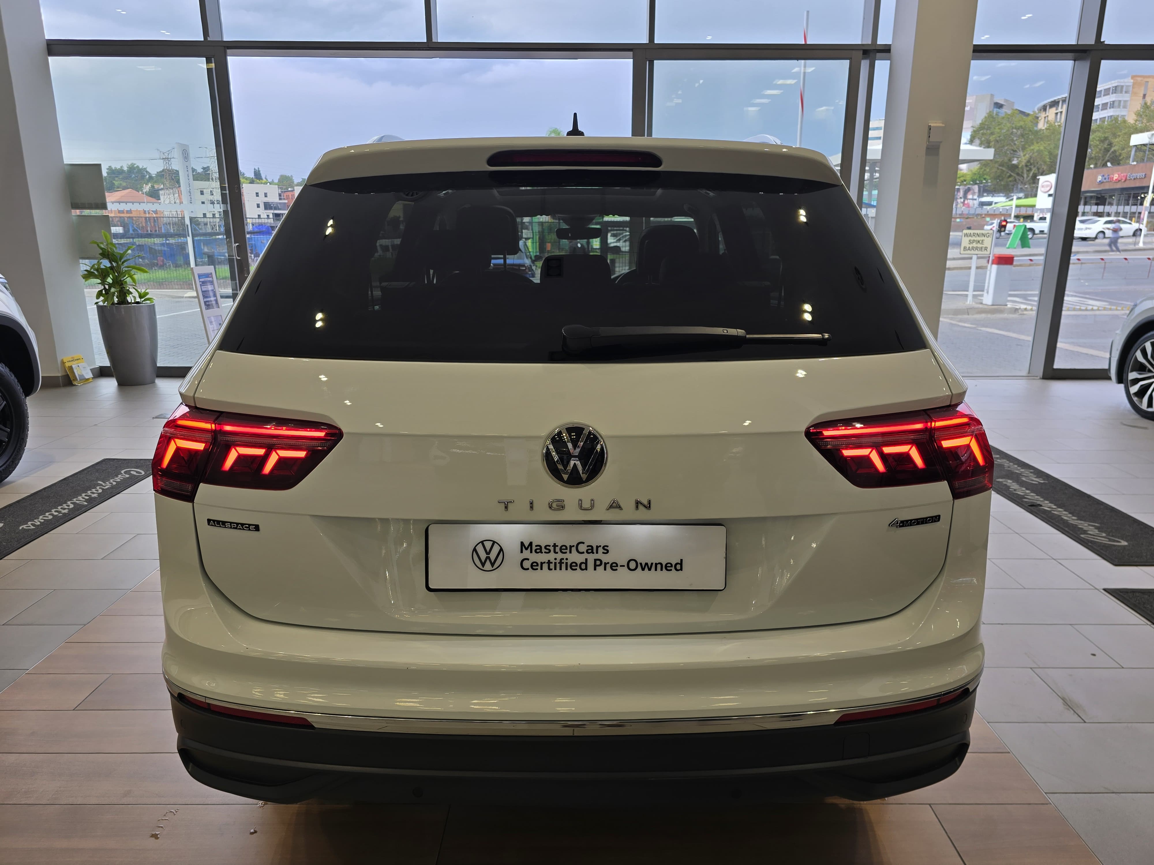 DSG Volkswagen Tiguan Allspace 2024 for sale