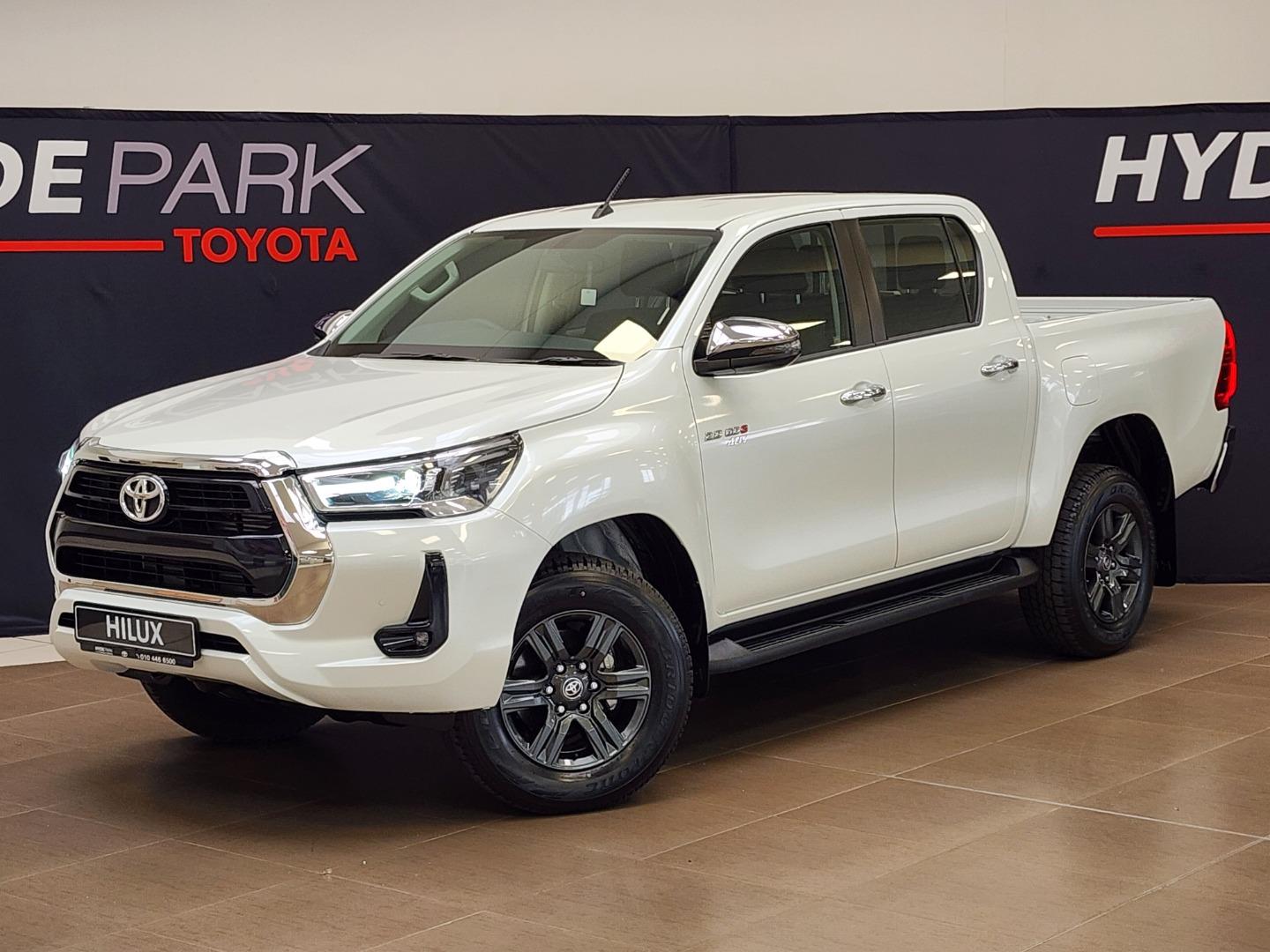 Toyota Hilux 2.8 GD-6 RD Raider Double Cab Auto (MHEV)