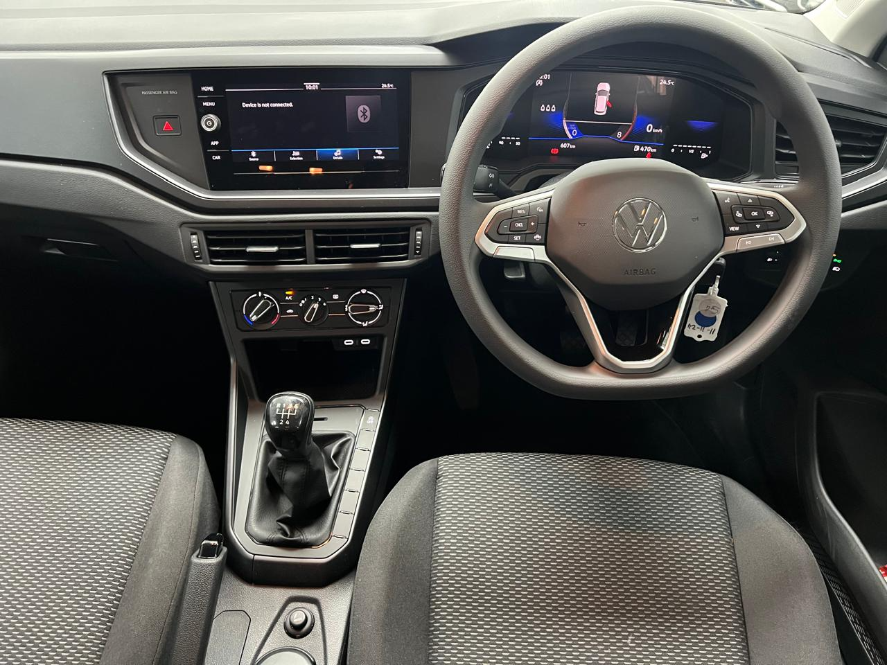 Manual Volkswagen Polo Hatch 2025 for sale