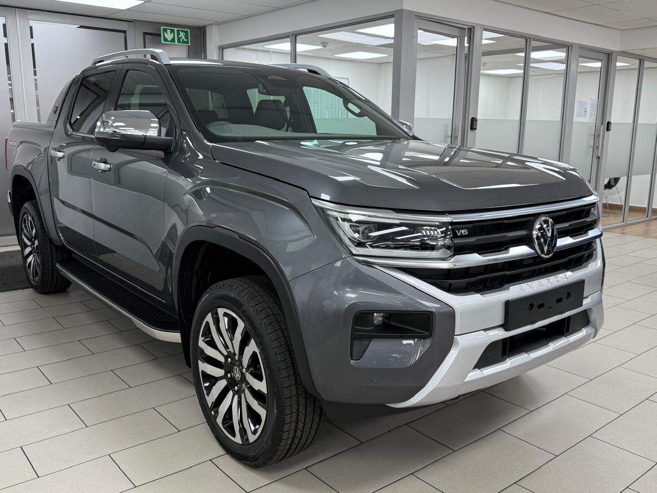 2025 Volkswagen Light Commercial New Amarok  for sale - 01HVAMD008720
