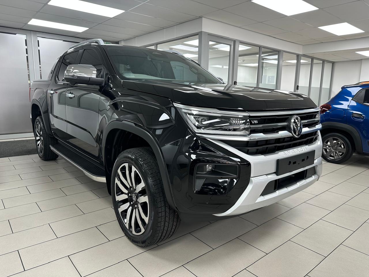 2025 Volkswagen Light Commercial New Amarok  for sale - 01HVAMD008795