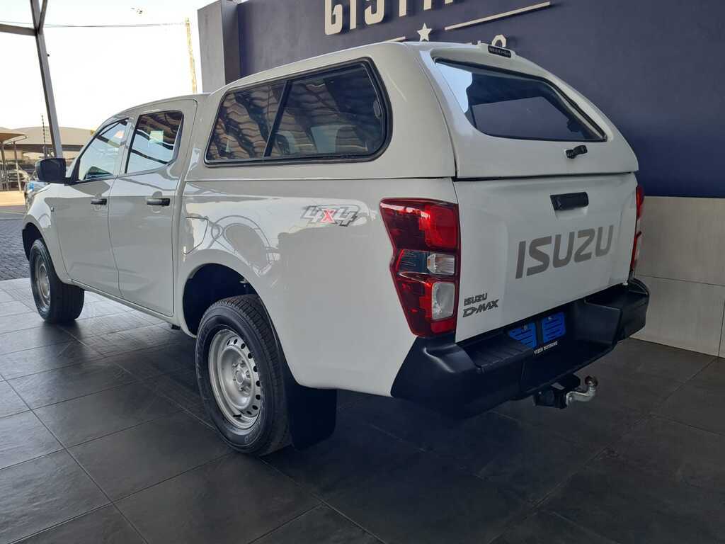Manual Isuzu D-MAX Double Cab 2022 for sale