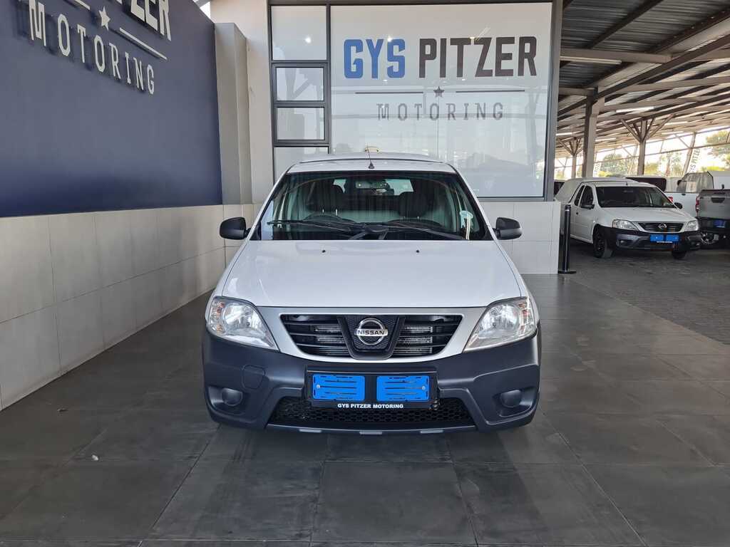 Nissan NP200 2022 for sale in Gauteng