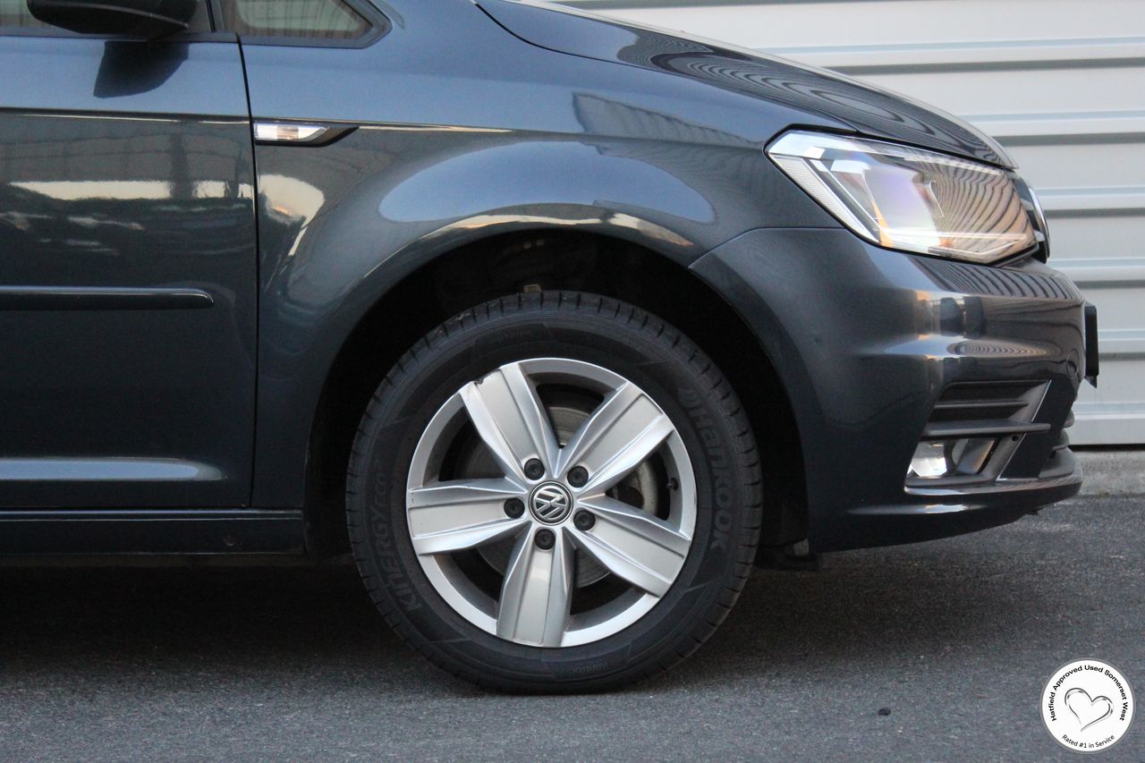 Volkswagen Light Commercial Caddy Trendline and Alltrack 2021 for sale in Western Cape
