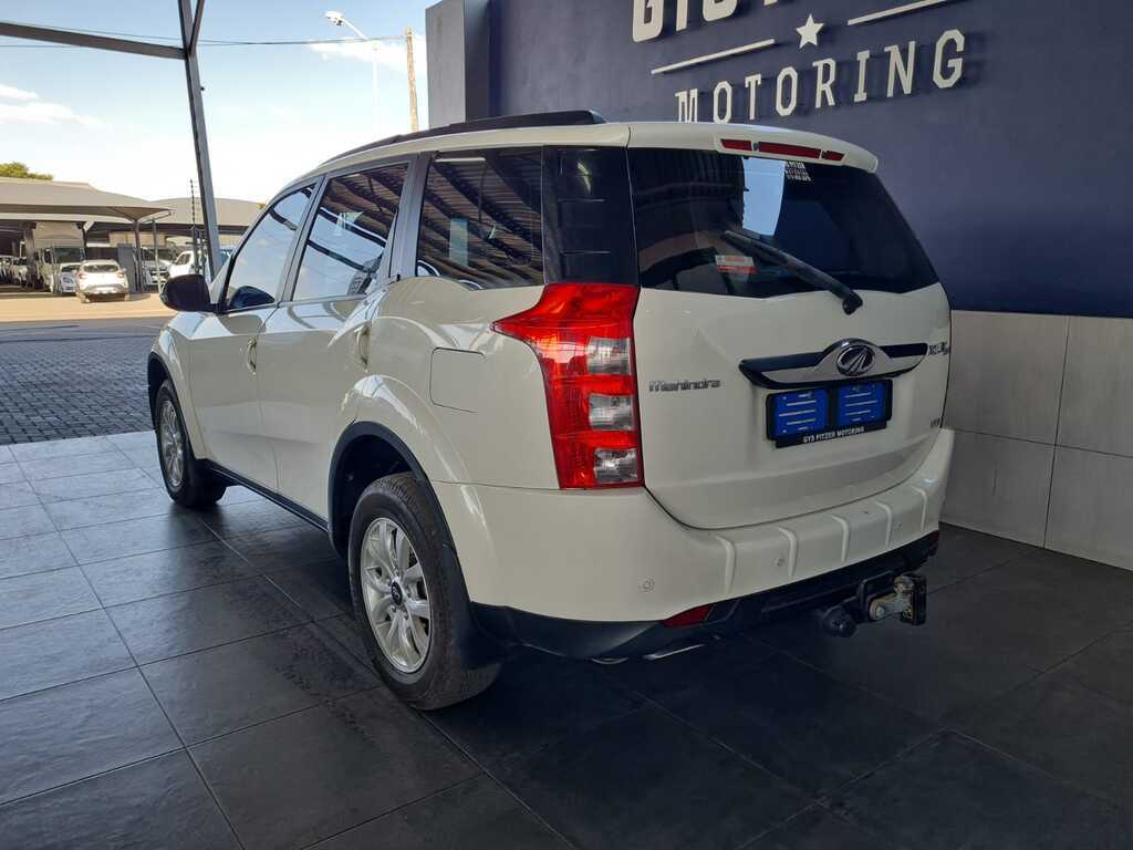 Manual Mahindra XUV500 2016 for sale