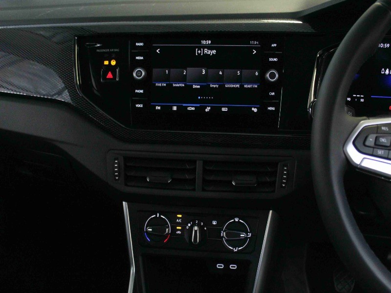 Manual Volkswagen Polo Hatch 2025 for sale