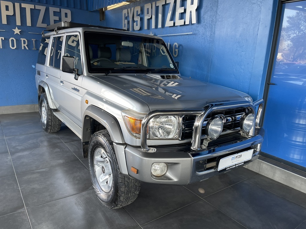 2011 Toyota Land Cruiser 76  for sale - WON13605
