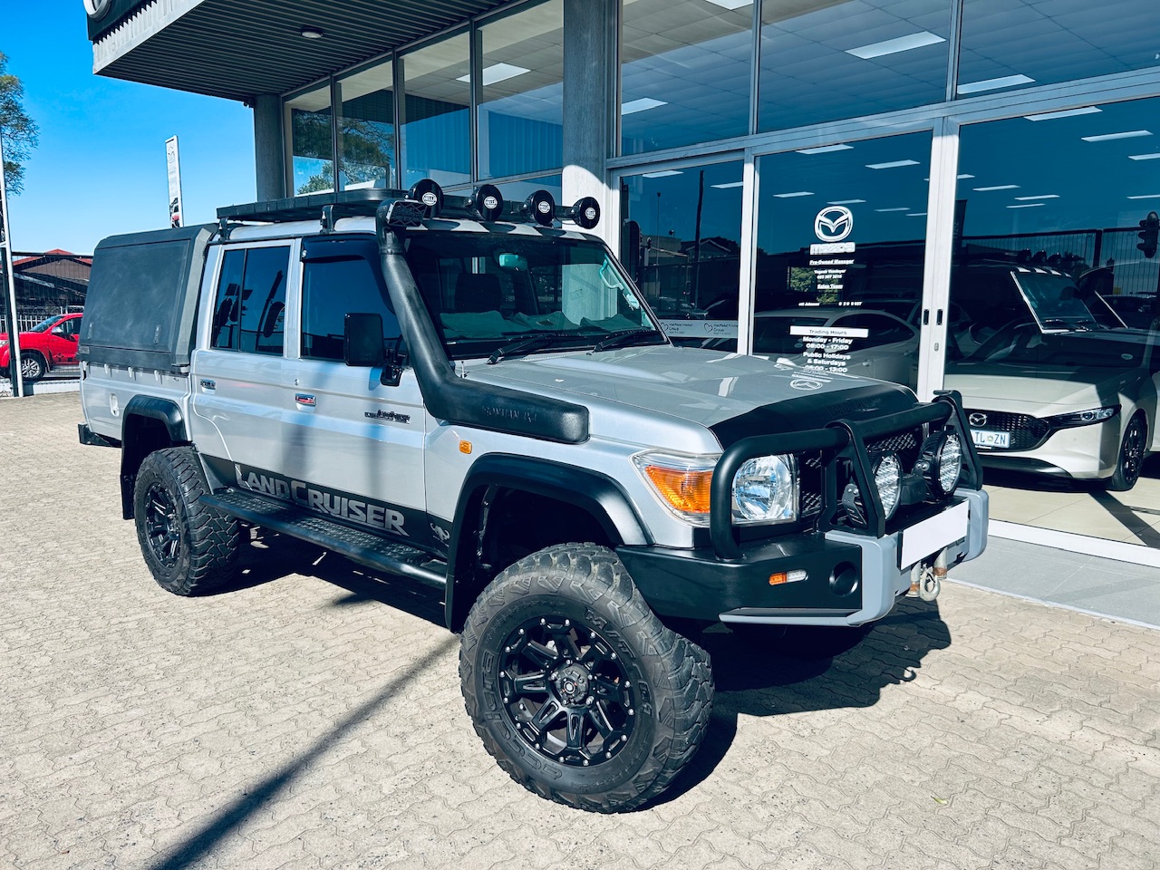2016 Toyota Land Cruiser 79  for sale - UMLAND