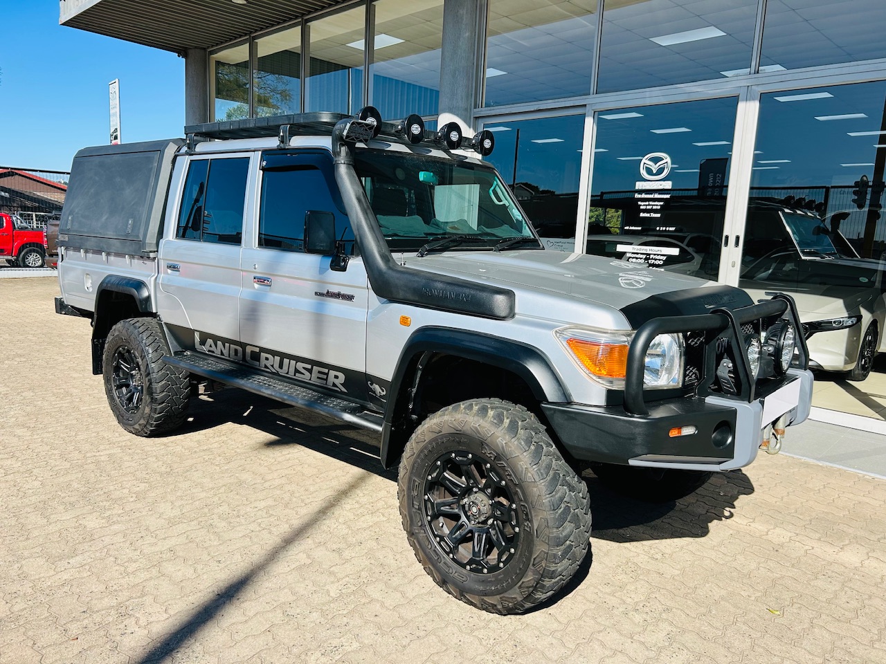 2016 Toyota Land Cruiser 79  for sale - UMLAND
