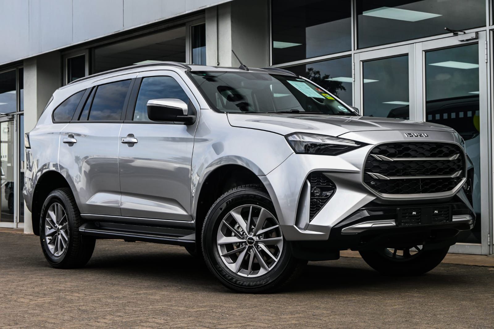 2025 Isuzu MU-X  for sale - UI70656