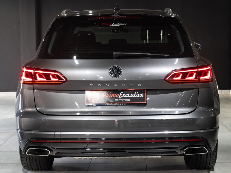 Automatic Volkswagen Touareg 2020 for sale