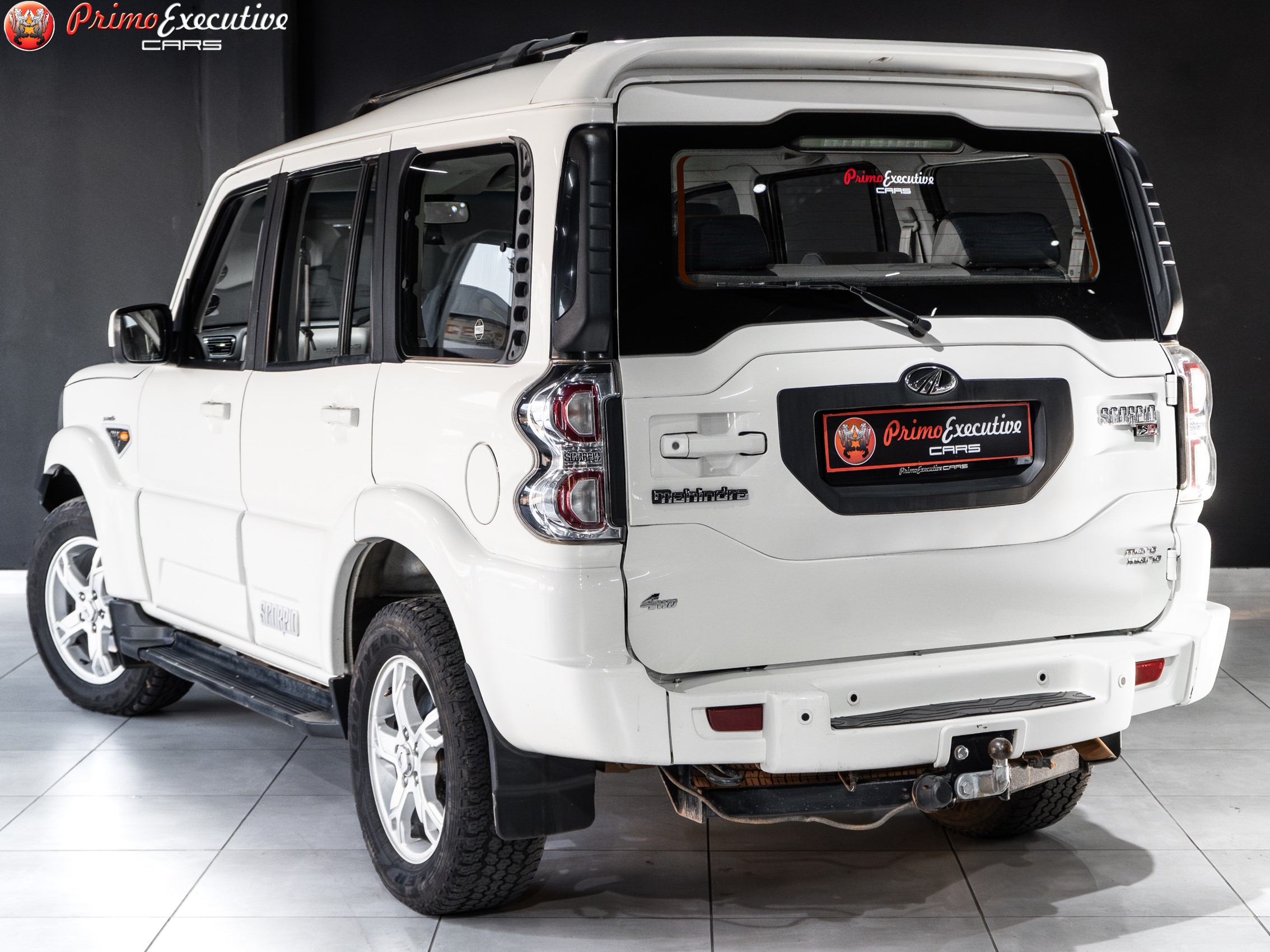 Manual Mahindra Scorpio 2017 for sale