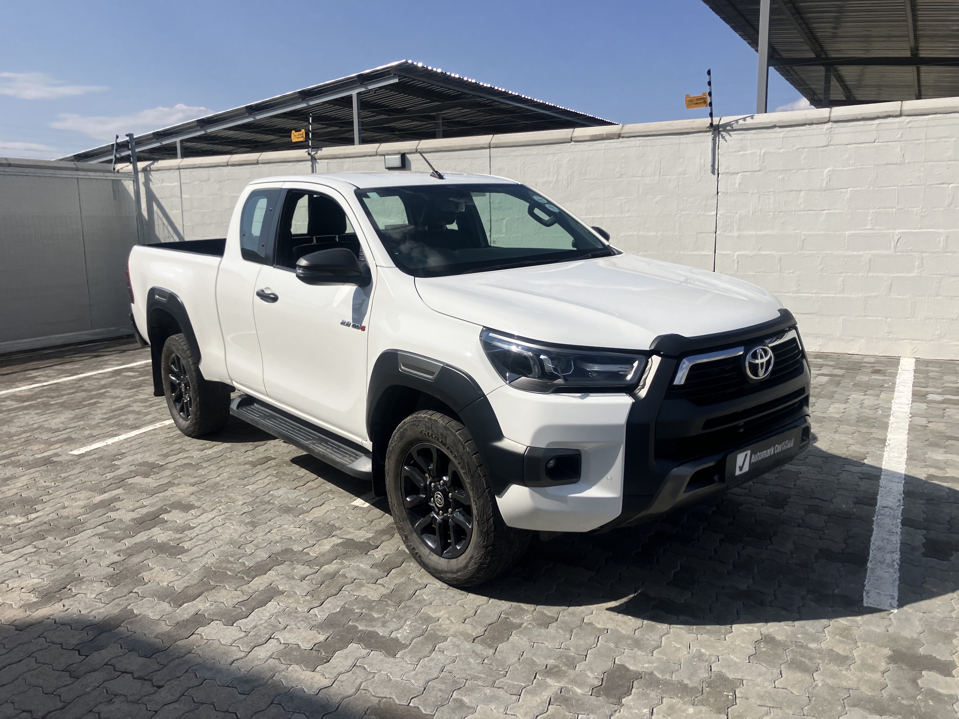 Toyota Hilux 2.8 GD- 6 RB Legend Extra Cab Auto