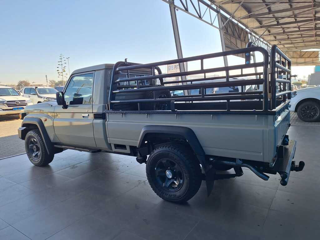 Used Toyota Land Cruiser 79 2025 for sale