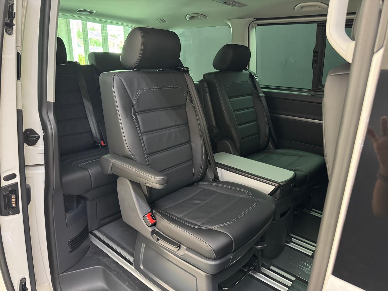 Volkswagen Light Commercial Caravelle 2025 MPV for sale