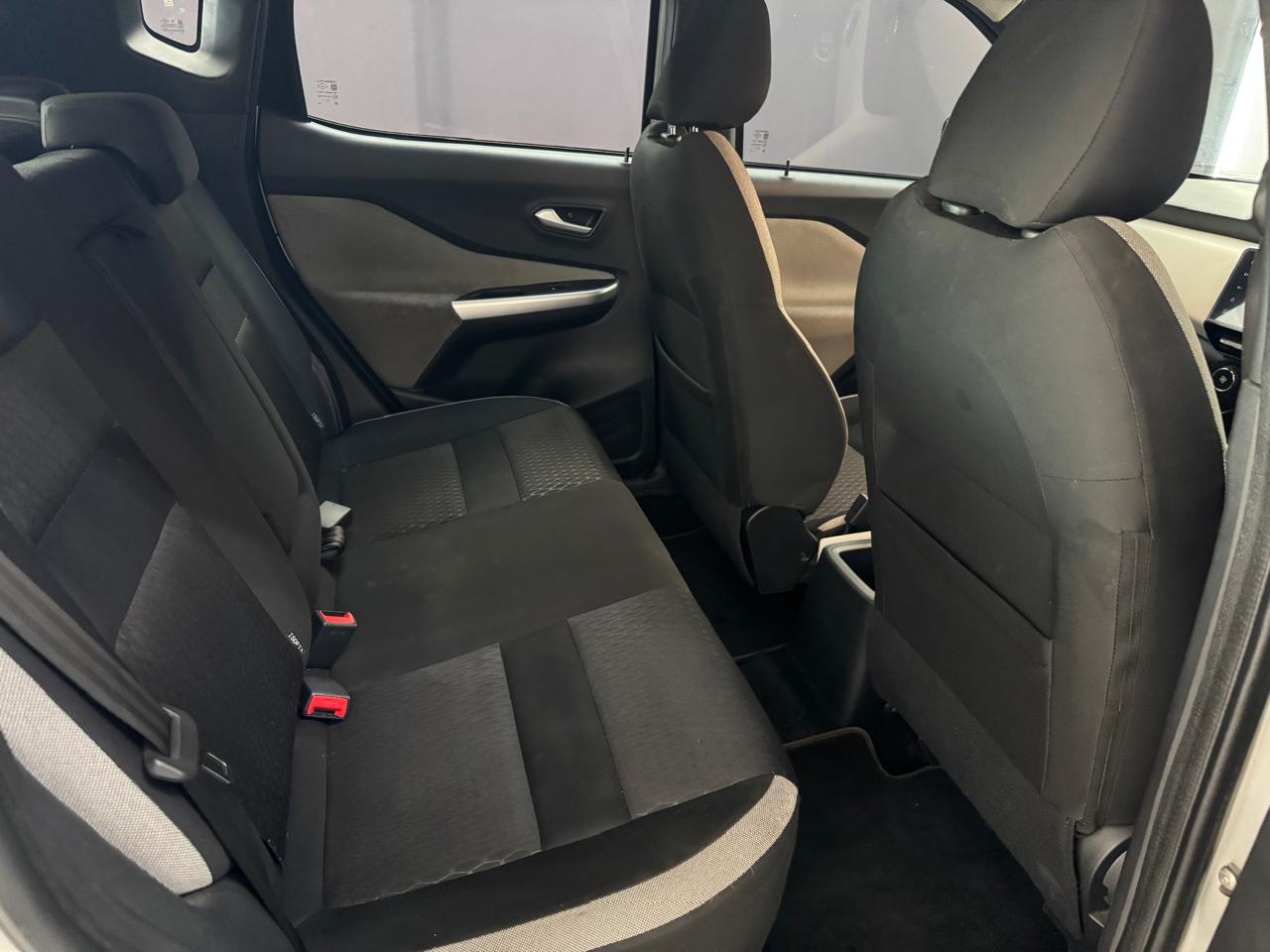 Manual Nissan Magnite 2023 for sale