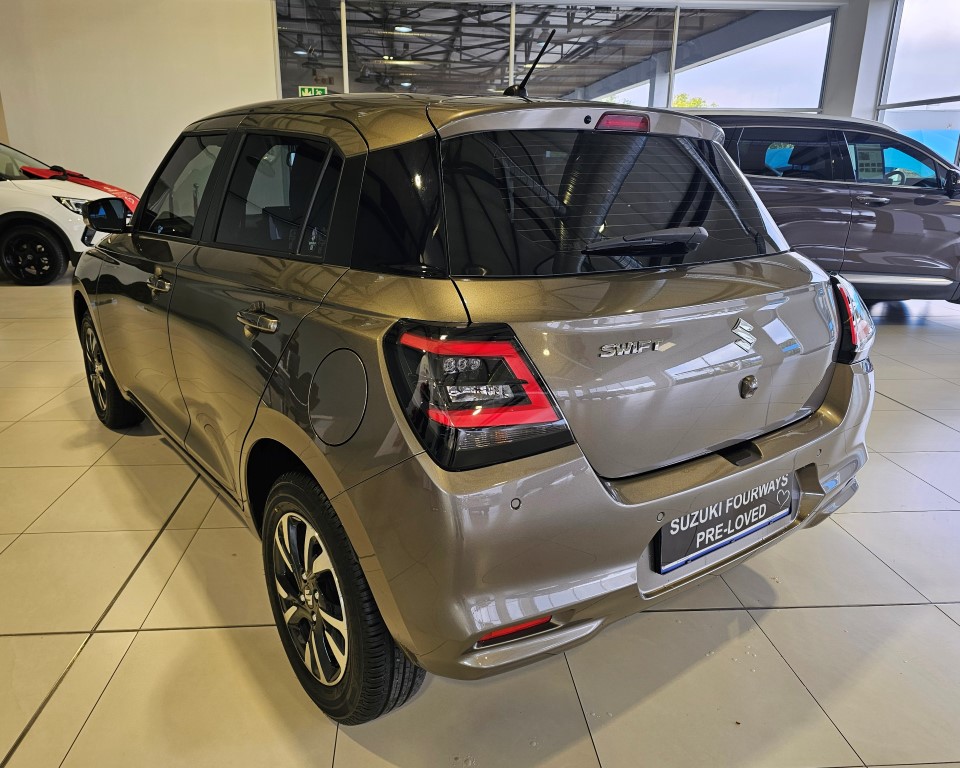 Manual Suzuki Swift 2025 for sale