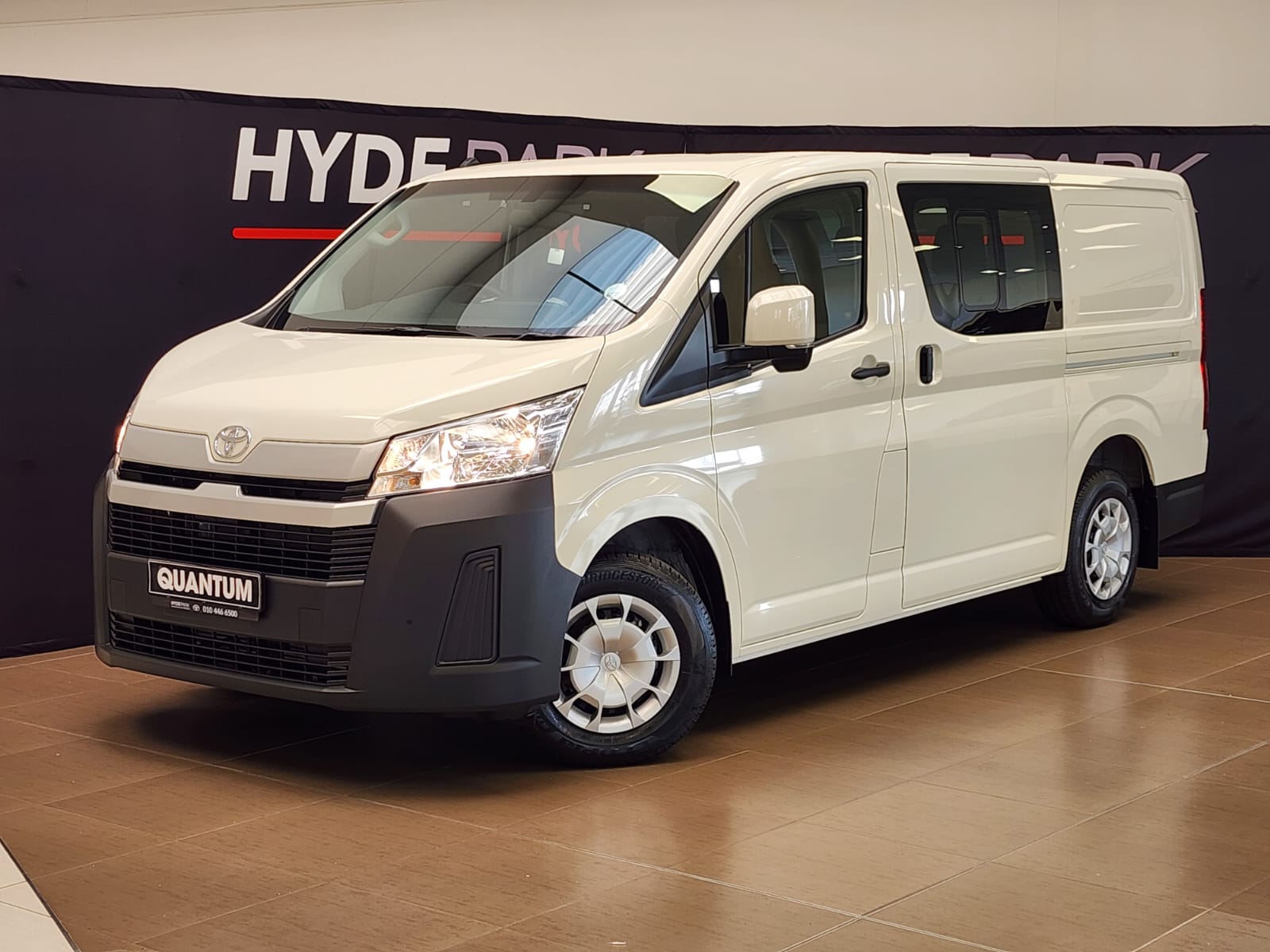 Toyota Quantum 2.8 LWB Crew Cab 6 Seater