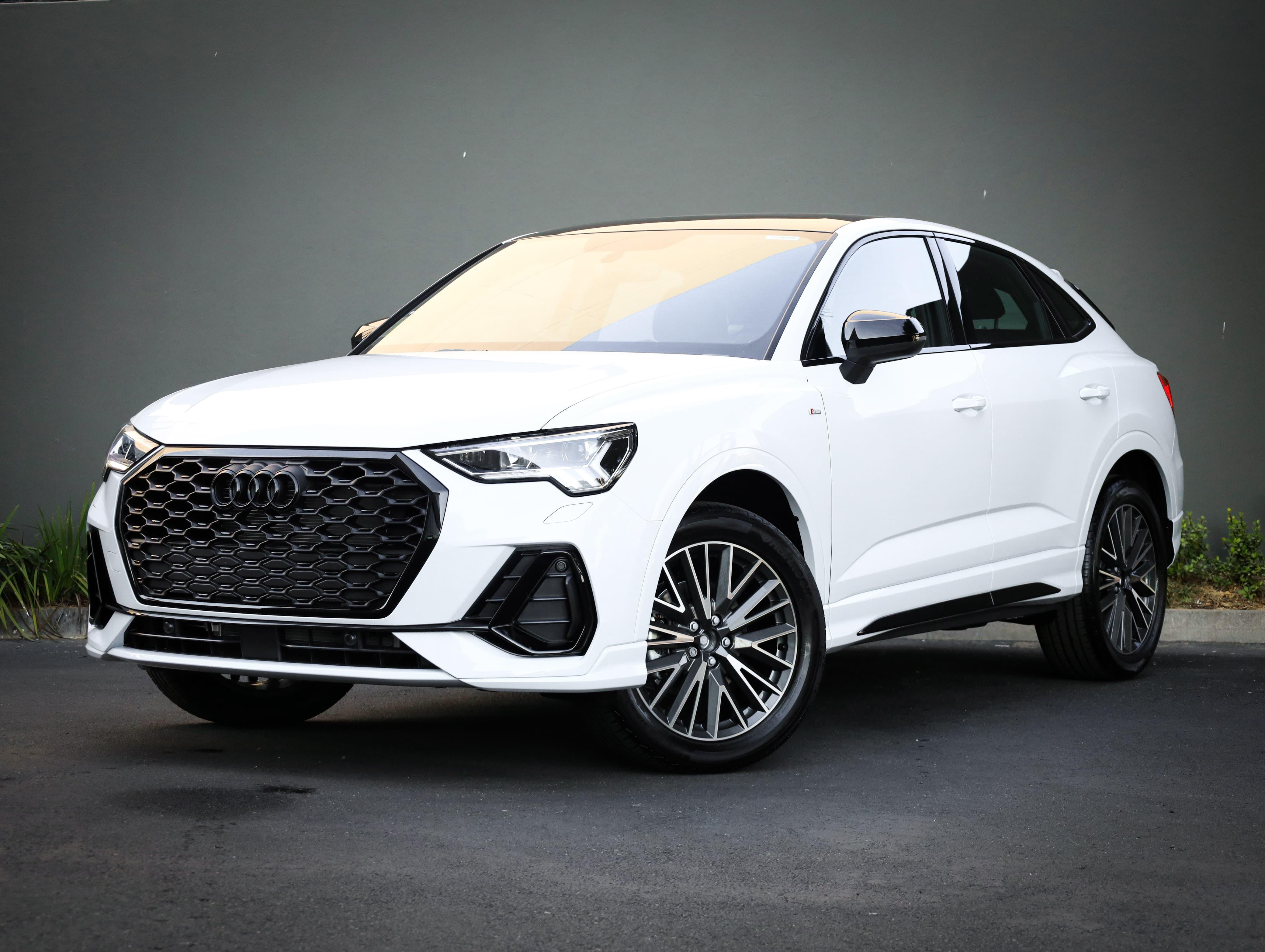 Audi Q3 Sportback  (35 TFSi) Black Edition