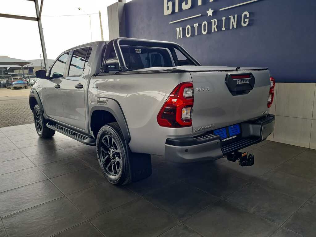 Automatic Toyota Hilux Double Cab 2023 for sale
