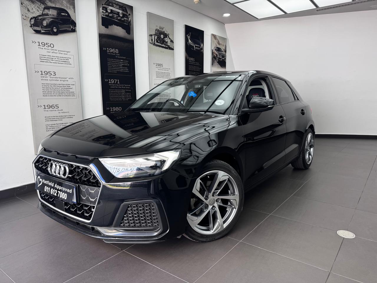 Audi A1 Sportback 1.0 T FSi Advanced S-tronic (30 TFSI)