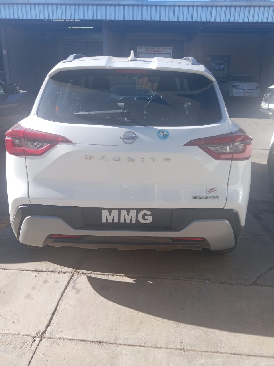 Nissan Magnite 1.0 Visia Auto