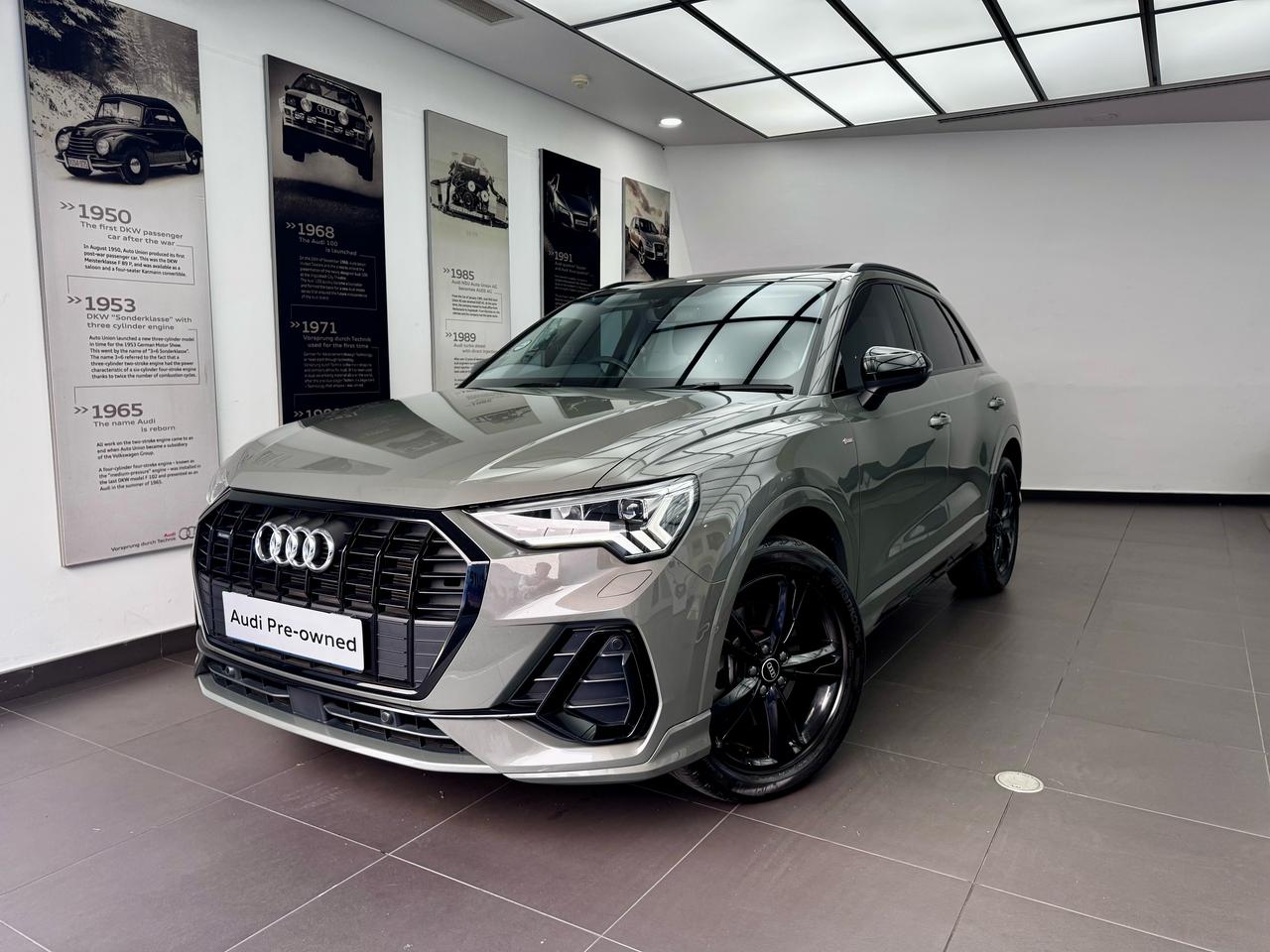 Audi Q3 2.0T Quattro S-tronic S-Line (40TFSI)