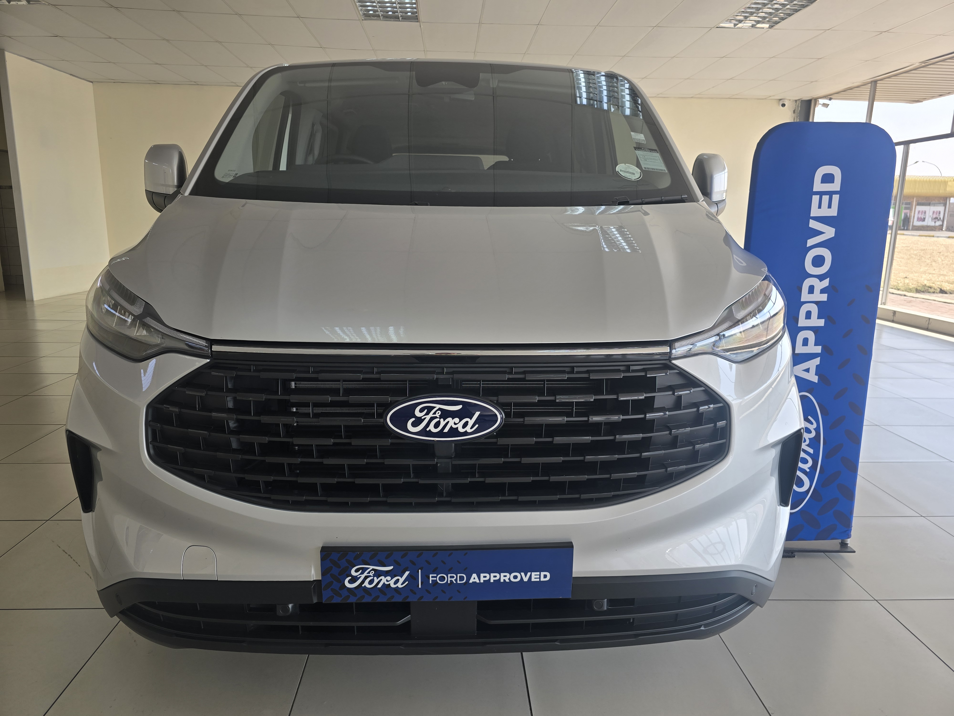 Ford Tourneo 2.0 TDCi Custom LWB Trend Auto 