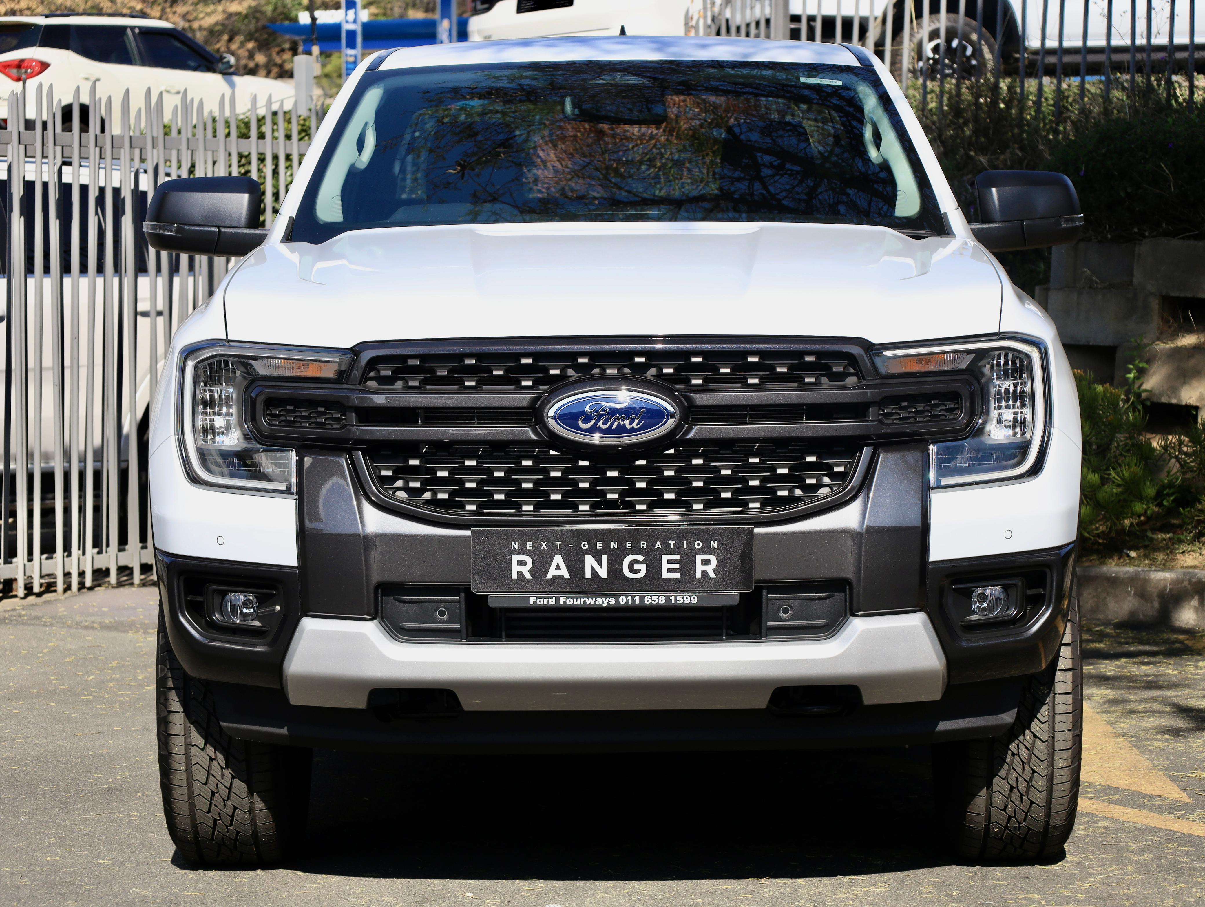 2025 Ford Ranger 2.0D XLT HR Super Cab Auto Q2FyTGlzdGluZzo1MjIzNDY ...