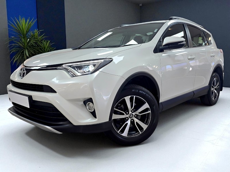 2018 Toyota RAV4  for sale - 8136401