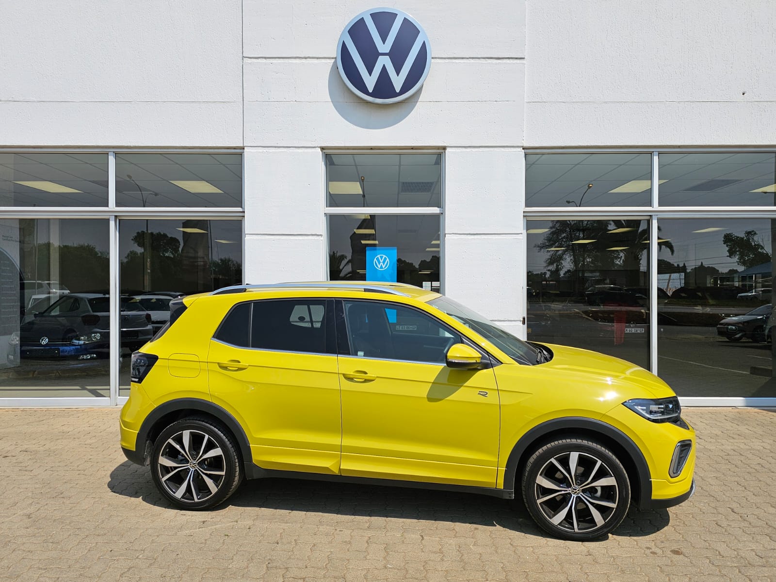 Volkswagen (VW) T-Cross TSi 1.0 R-Line