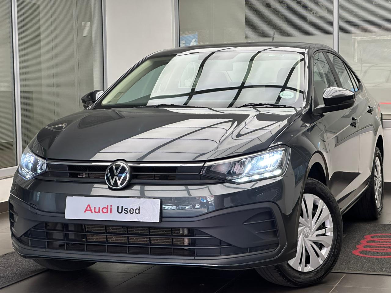 Volkswagen (VW) Polo Sedan 1.6