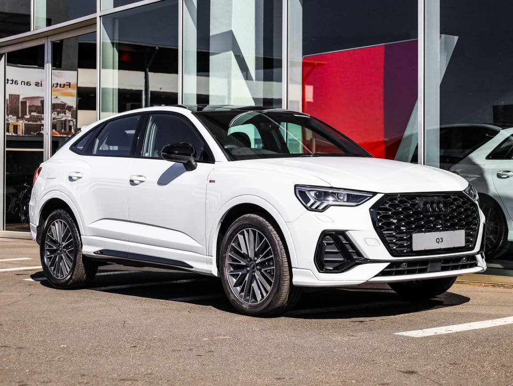 Audi Q3 Sportback  (35 TFSi) Black Edition