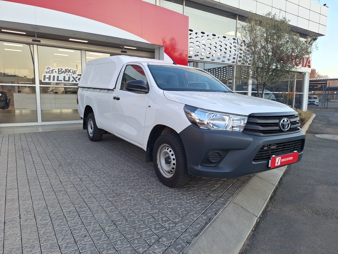 Toyota Hilux 2.4 GD Aircon Single Cab II
