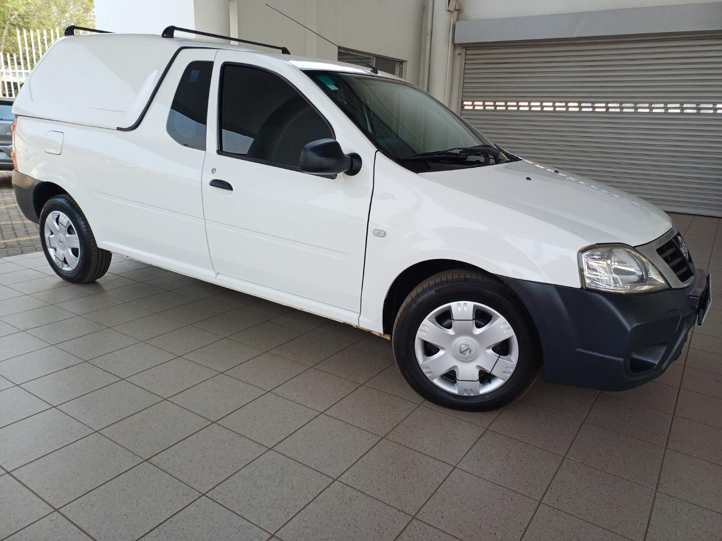 Nissan NP200 1.6i Pack