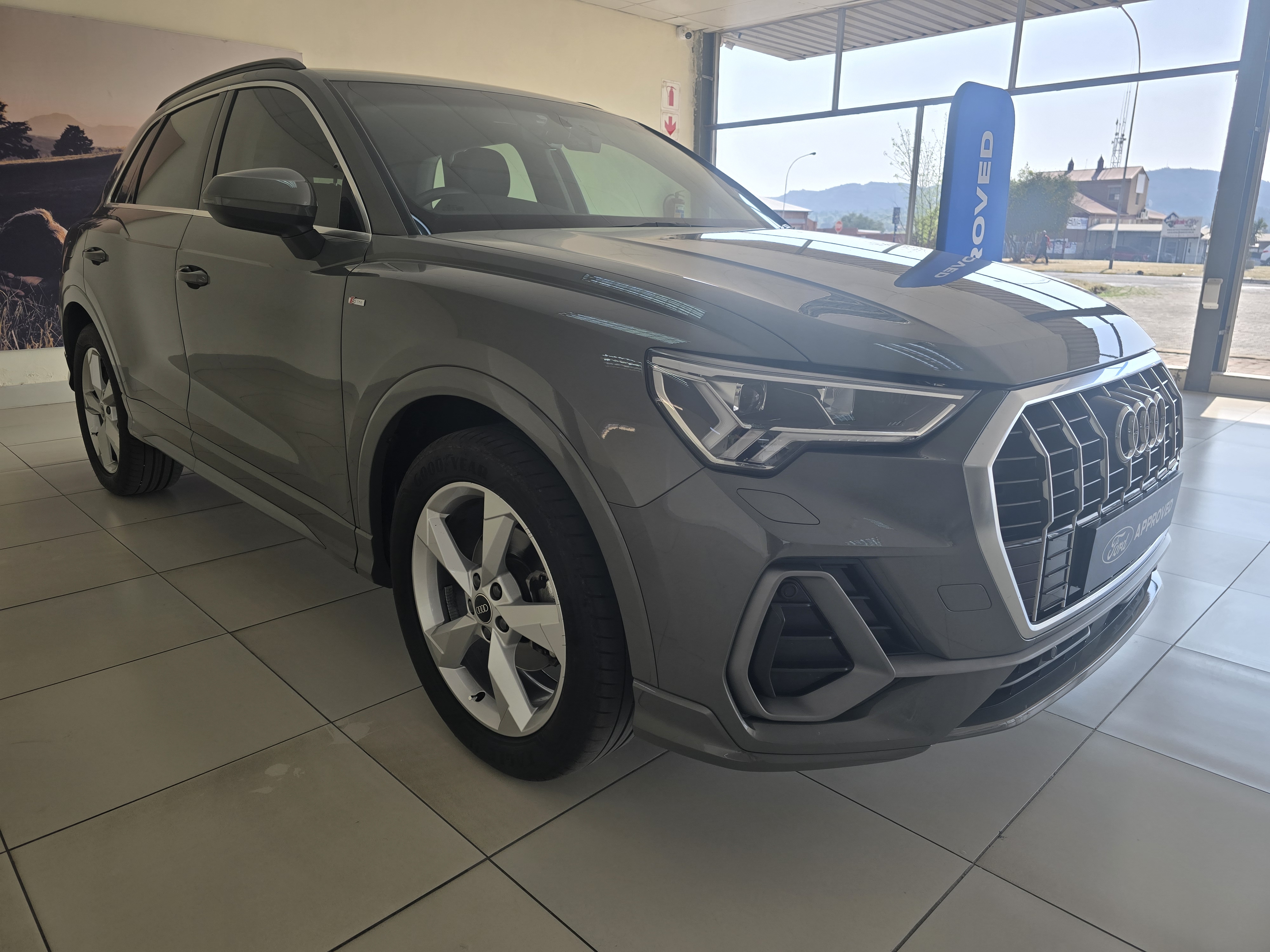 Audi Q3 1.4T S-tronic (35TFSi)