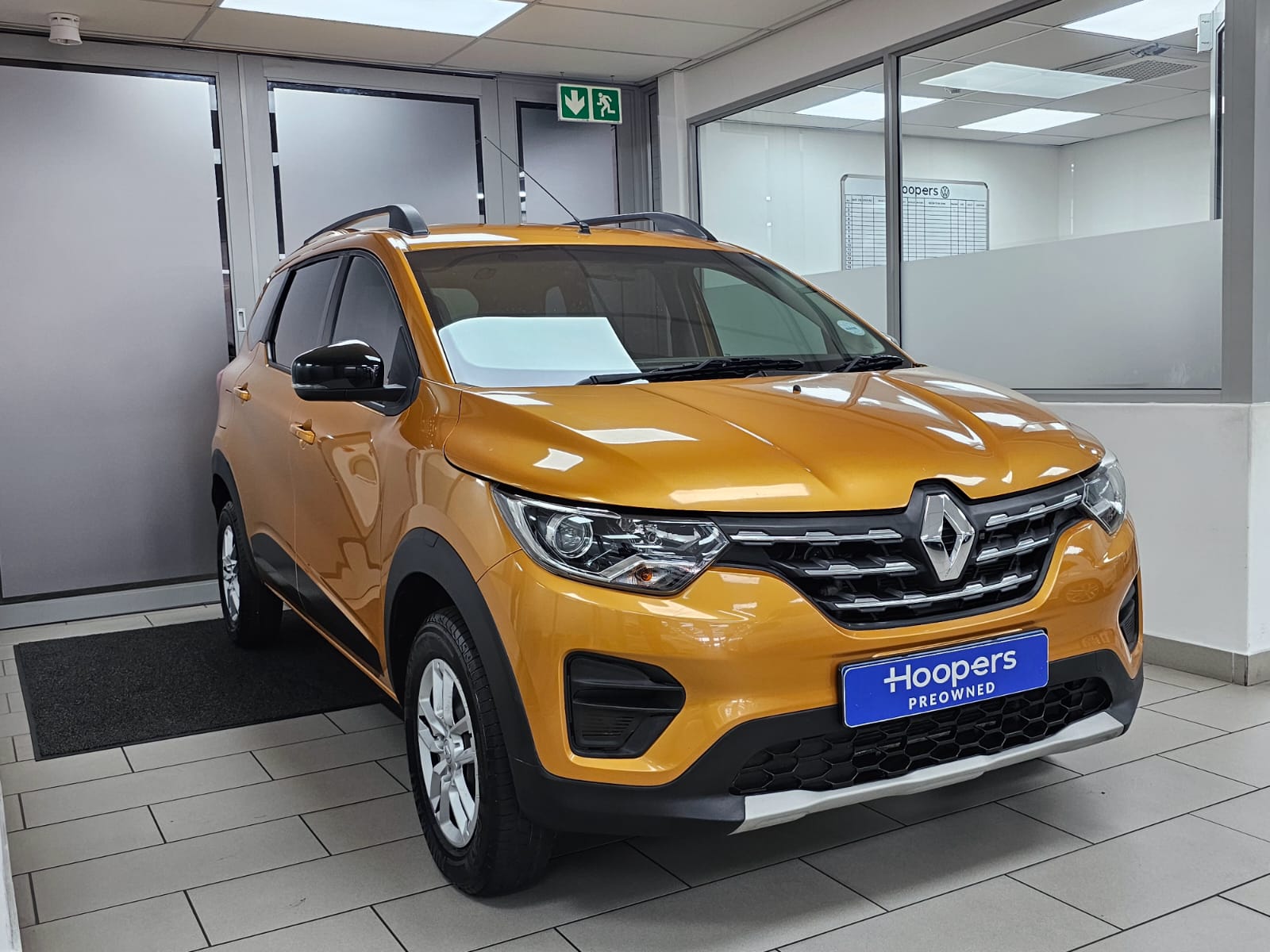 2024 Renault Triber  for sale - 01HVUNF183628
