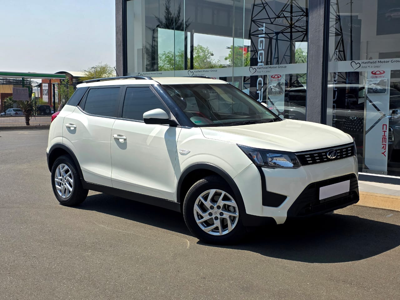 Mahindra XUV 300 1.5T (W6)