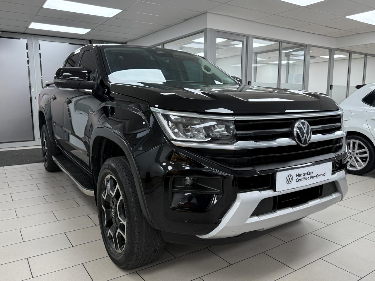 2024 Volkswagen Light Commercial Amarok  for sale - 01HVMST005119A